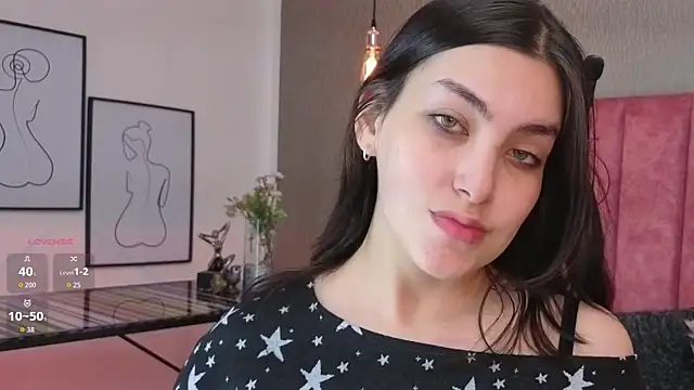 Alexa Thaylor  online show from 15, 4, 2026