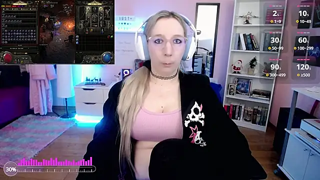 Snapshot of JustKerry chatting on 18, 12, 2024 JustKerry online show from 18, 12, 2024