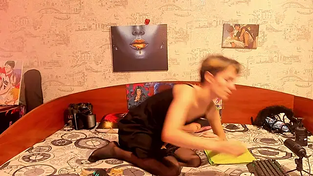 KagamiTayga online show from 24, 9, 2025