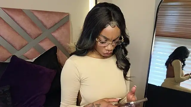 emely brandon online show from 14, 3, 2025