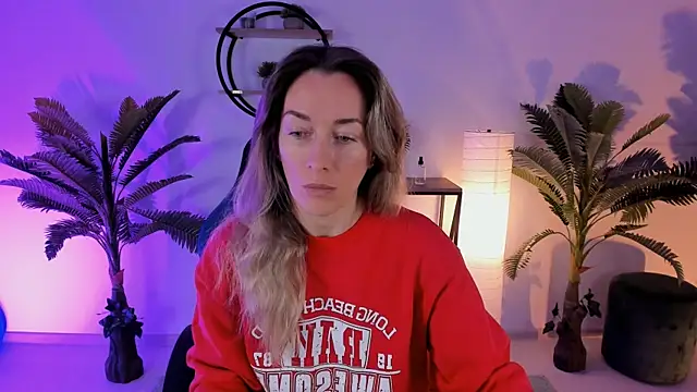 RebeccaMartinez online show from 9, 1, 2025