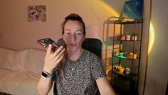 RebeccaMartinez online show from 14, 9, 2025