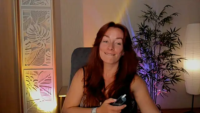 Snapshot of RebeccaMartinez chatting on 20, 7, 2026 RebeccaMartinez online show from 20, 7, 2026