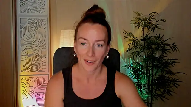 Snapshot of RebeccaMartinez chatting on 24, 7, 2026 RebeccaMartinez online show from 24, 7, 2026