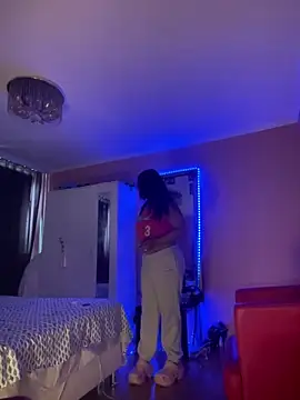sophiahot thick online show from 17, 9, 2025