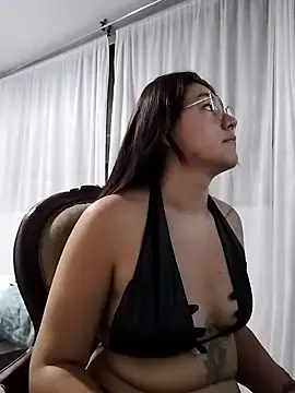 Snapshot of katha_steele_ chatting on 17, 12, 2024 katha steele online show from 17, 12, 2024