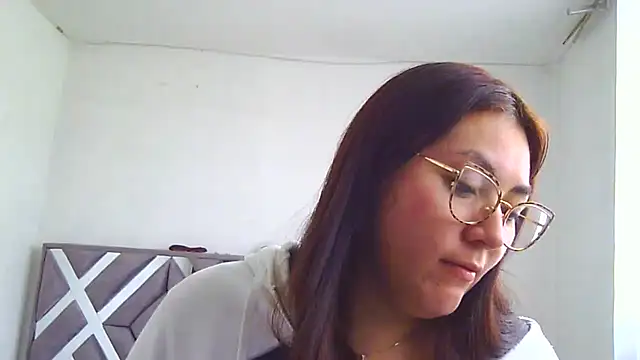 Snapshot of katha_steele_ chatting on 8, 1, 2025 katha steele online show from 8, 1, 2025