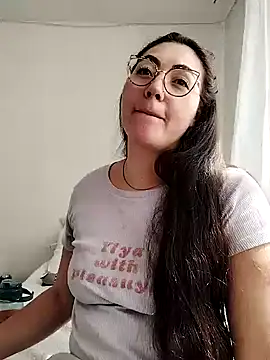 Snapshot of katha_steele_ chatting on 14, 1, 2025 katha steele online show from 14, 1, 2025