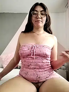 Snapshot of katha_steele_ chatting on 19, 2, 2025 katha steele online show from 19, 2, 2025