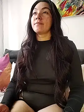 Snapshot of katha_steele_ chatting on 6, 10, 2025 katha steele online show from 6, 10, 2025