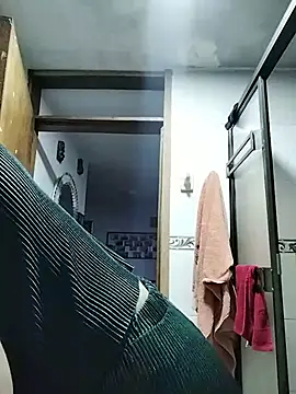 Snapshot of katha_steele_ chatting on 18, 10, 2025 katha steele online show from 18, 10, 2025