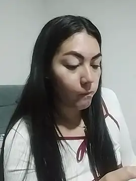 Snapshot of katha_steele_ chatting on 25, 10, 2025 katha steele online show from 25, 10, 2025