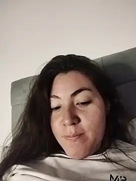 Snapshot of katha_steele_ chatting on 14, 11, 2025 katha steele online show from 14, 11, 2025