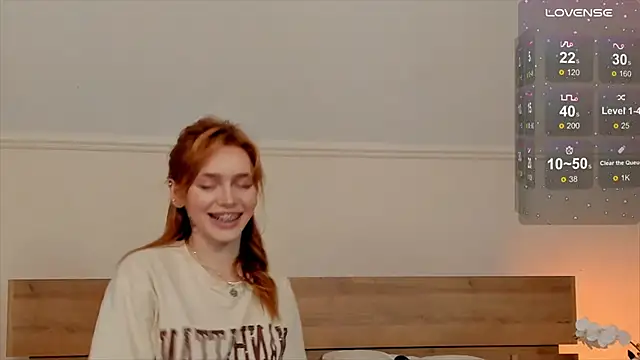 Phoenix Margo online show from 10, 9, 2025