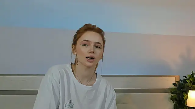 Phoenix Margo online show from 26, 11, 2025