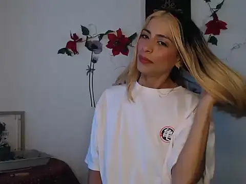 Liamiler01  online show from 19, 12, 2024