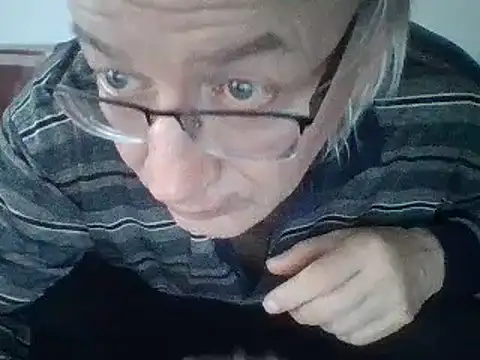 Snapshot of cumloverboyxx69 chatting on 14, 3, 2025 cumloverboyxx69 online show from 14, 3, 2025