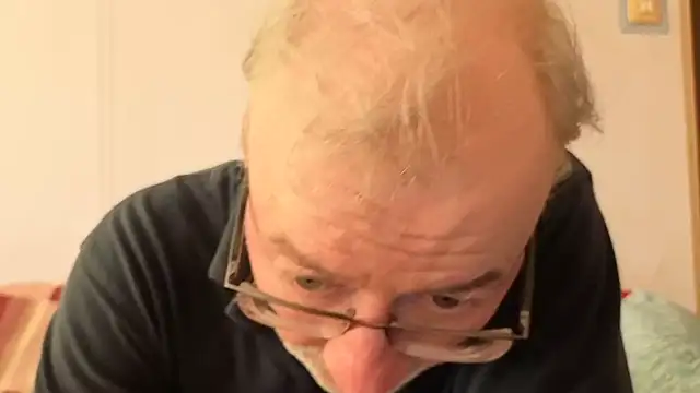 Snapshot of cumloverboyxx69 chatting on 17, 10, 2025 cumloverboyxx69 online show from 17, 10, 2025