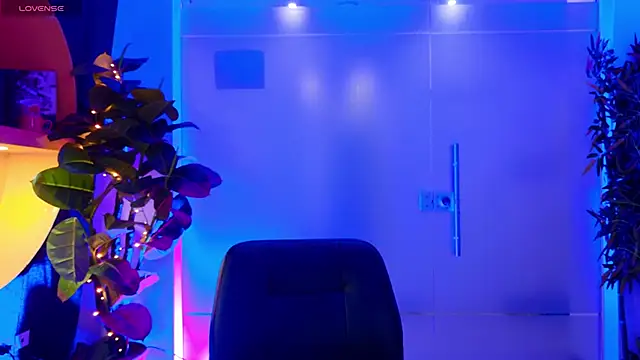 Snapshot of MalaikaBrown chatting on 16, 10, 2025 MalaikaBrown online show from 16, 10, 2025