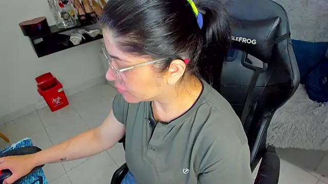 BellaFlaming online show from 26, 3, 2026