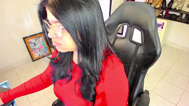 BellaFlaming online show from 10, 4, 2026