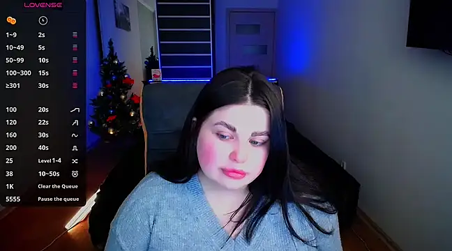 Emily Mo online show from 15, 12, 2024