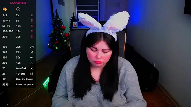 Emily Mo online show from 17, 12, 2024