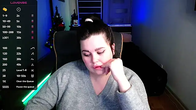 Emily Mo online show from 19, 12, 2024