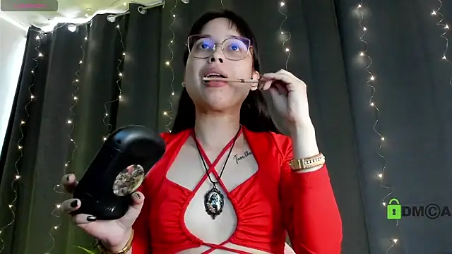 Snapshot of shantalc3rezo chatting on 14, 1, 2025 shantalc3rezo online show from 14, 1, 2025