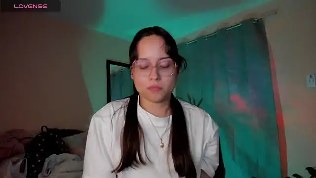 shantalc3rezo online show from 28, 2, 2026