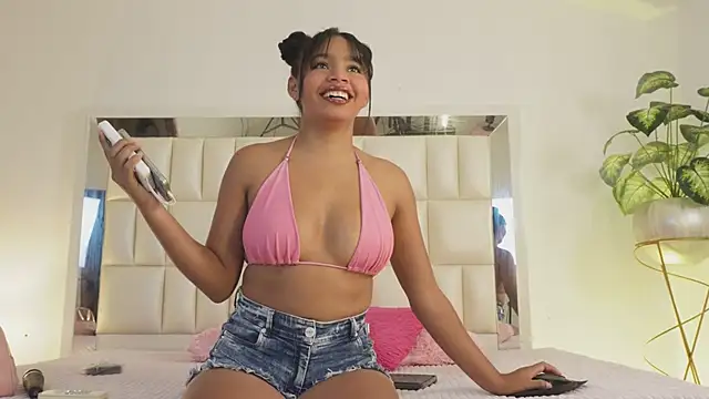 Anais aradia online show from 11, 2, 2025