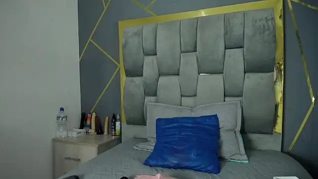 Snapshot of Veronny_P chatting on 18, 2, 2025 Veronny P online show from 18, 2, 2025