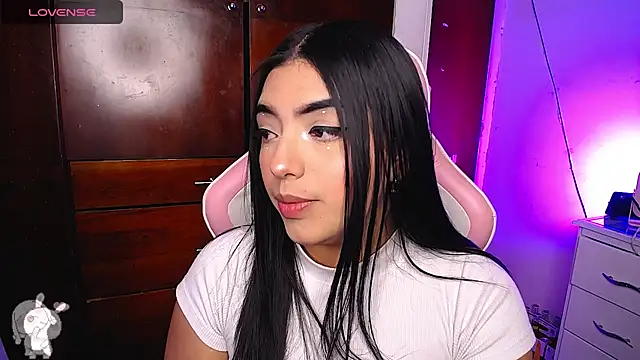 Snapshot of eva_six chatting on 7, 1, 2025 eva six online show from 7, 1, 2025