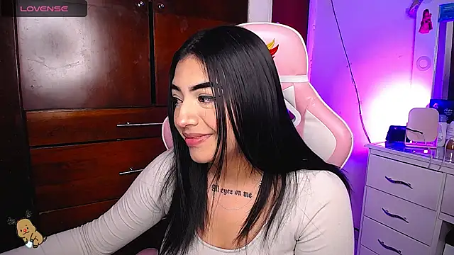 Snapshot of eva_six chatting on 14, 2, 2025 eva six online show from 14, 2, 2025