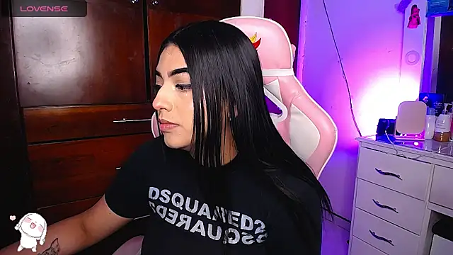 Snapshot of eva_six chatting on 21, 2, 2025 eva six online show from 21, 2, 2025