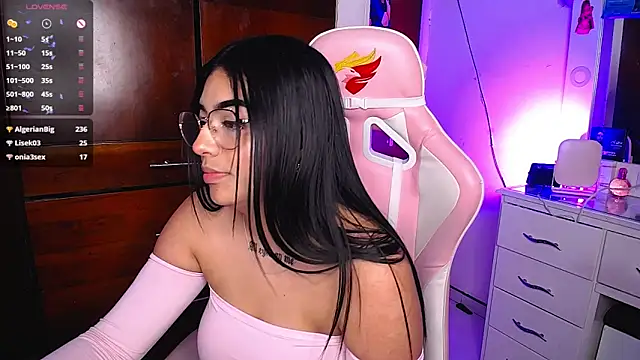 Snapshot of eva_six chatting on 12, 3, 2025 eva six online show from 12, 3, 2025