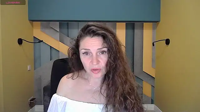 EllaLong online show from 14, 12, 2024