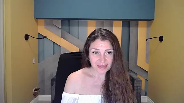 EllaLong online show from 7, 1, 2025