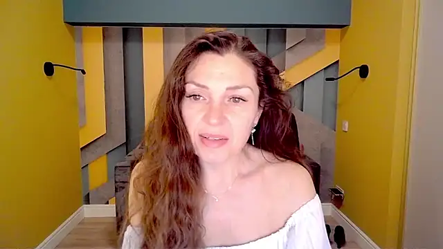 EllaLong online show from 22, 2, 2025