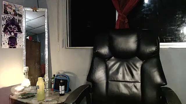 DanelyLopez online show from 8, 10, 2025