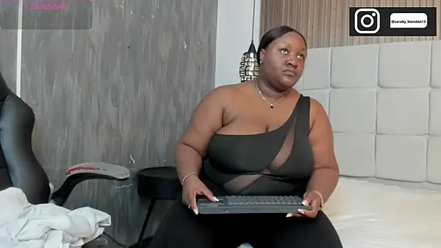 Saravy Blandon online show from 8, 2, 2026