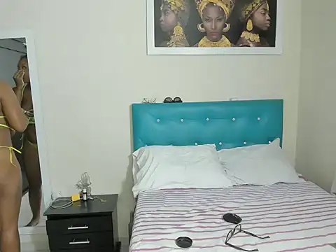 megan-hotxx online show from 28, 9, 2025