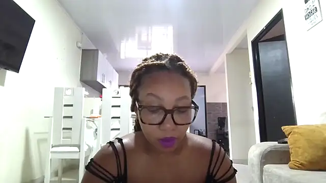 megan-hotxx online show from 8, 4, 2026