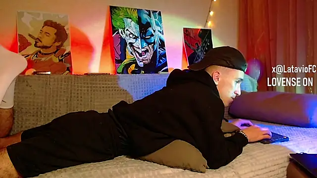 Snapshot of Midnighter_ chatting on 29, 1, 2025 Midnighter online show from 29, 1, 2025