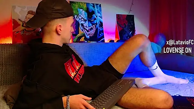 Snapshot of Midnighter_ chatting on 30, 1, 2025 Midnighter online show from 30, 1, 2025