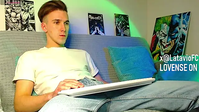 Midnighter  online show from 31, 3, 2026