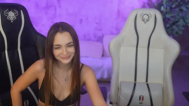 Amelia Blaze online show from 17, 9, 2025