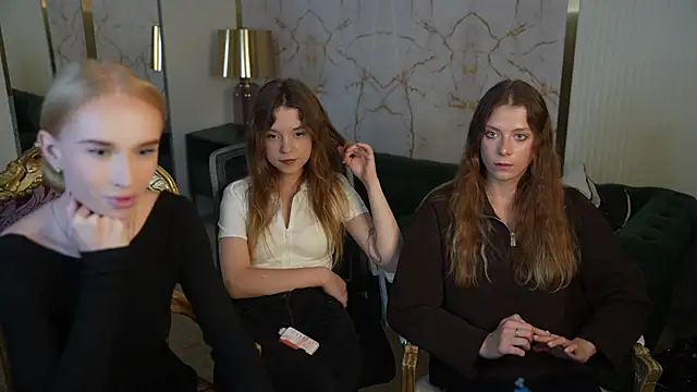 Amelia Blaze online show from 7, 10, 2025