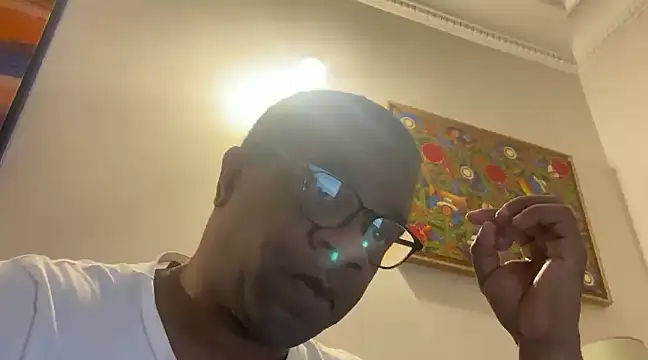 Snapshot of okaono20 chatting on 12, 1, 2025 okaono20 online show from 12, 1, 2025