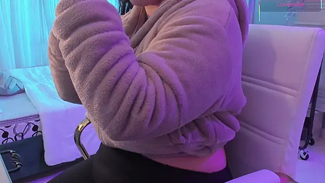 scarlet miller1 online show from 10, 11, 2025